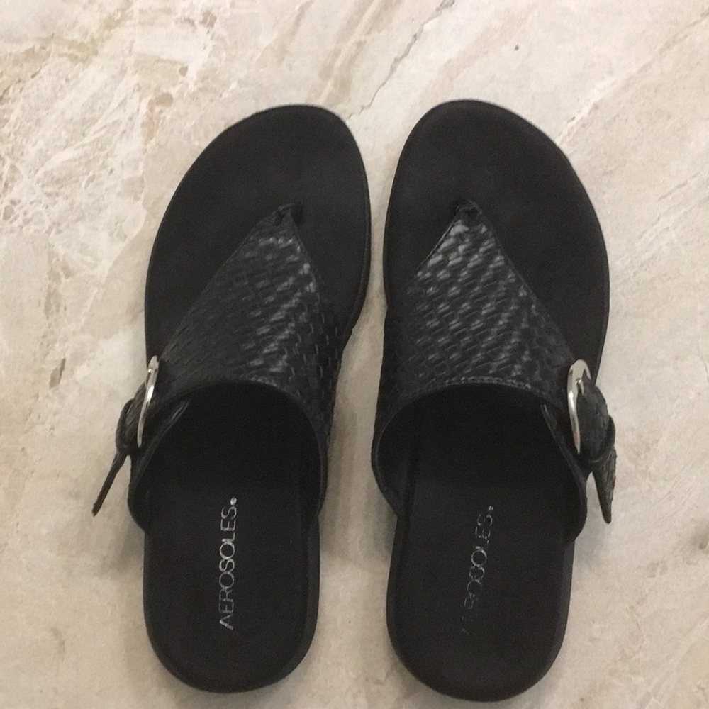 Aerosoles sandals size 8